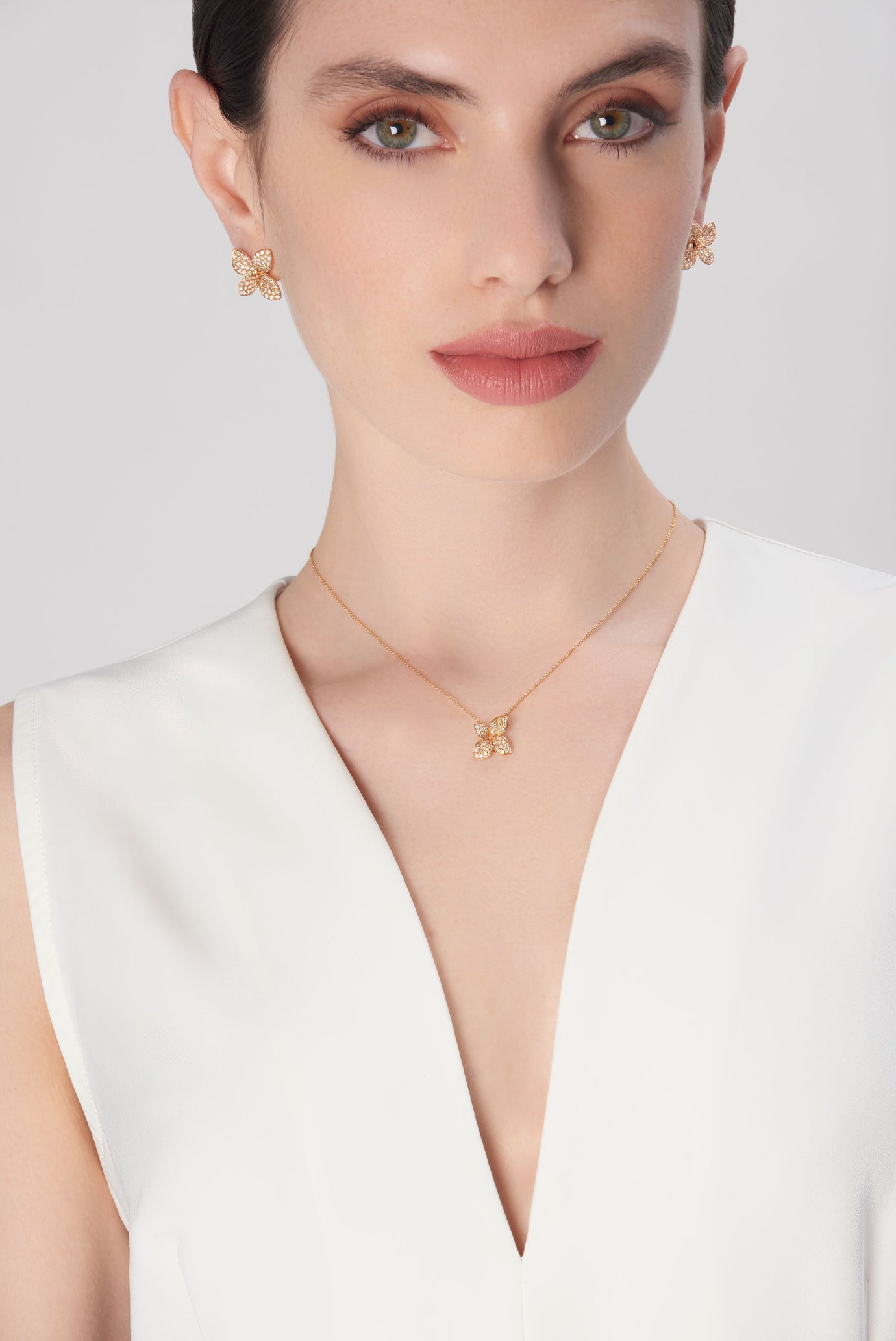 Petit Garden Necklace in 18K Rose Gold with Diamonds | Pasquale Bruni Petit Garden Necklace in 18K Rose Gold with Diamonds | Pasquale Bruni