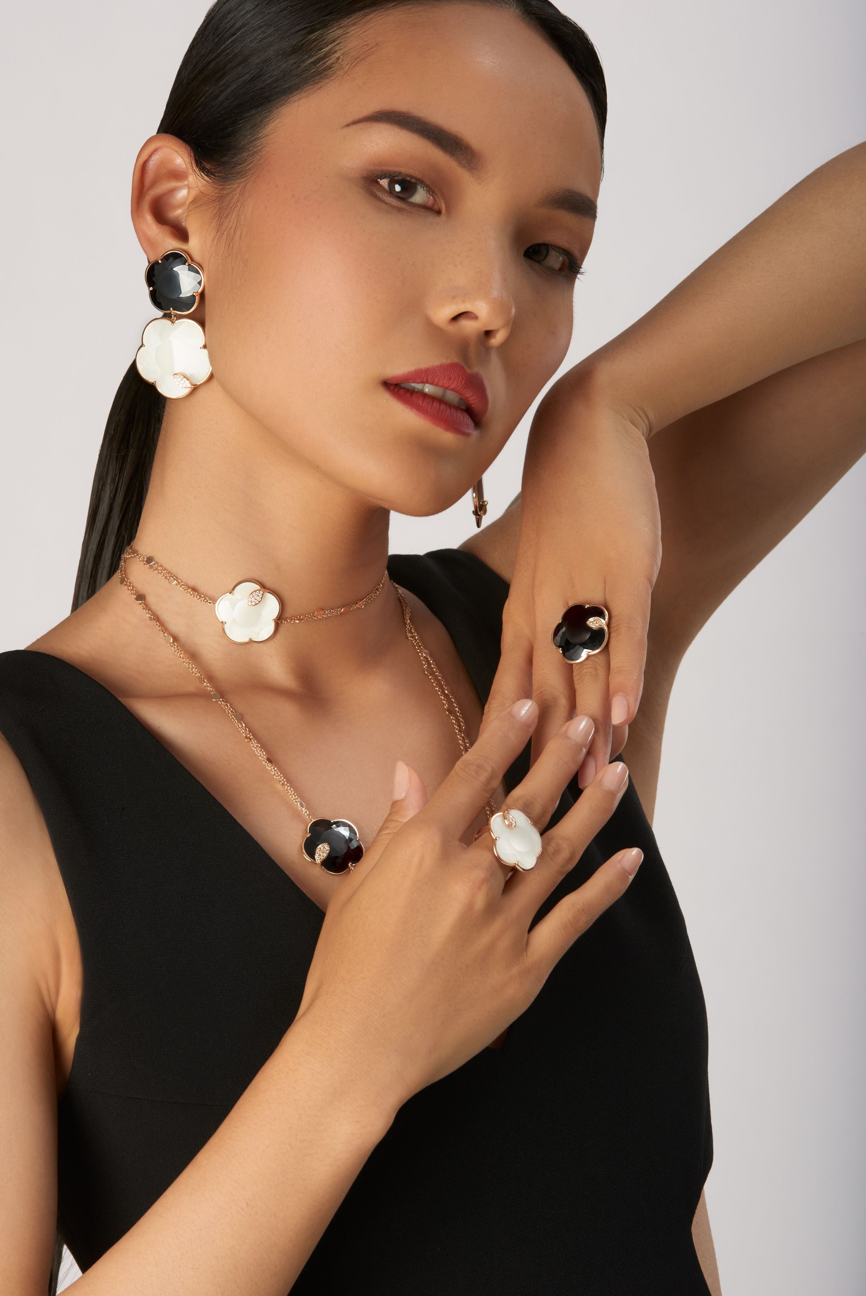 TON JOLI EARRINGS