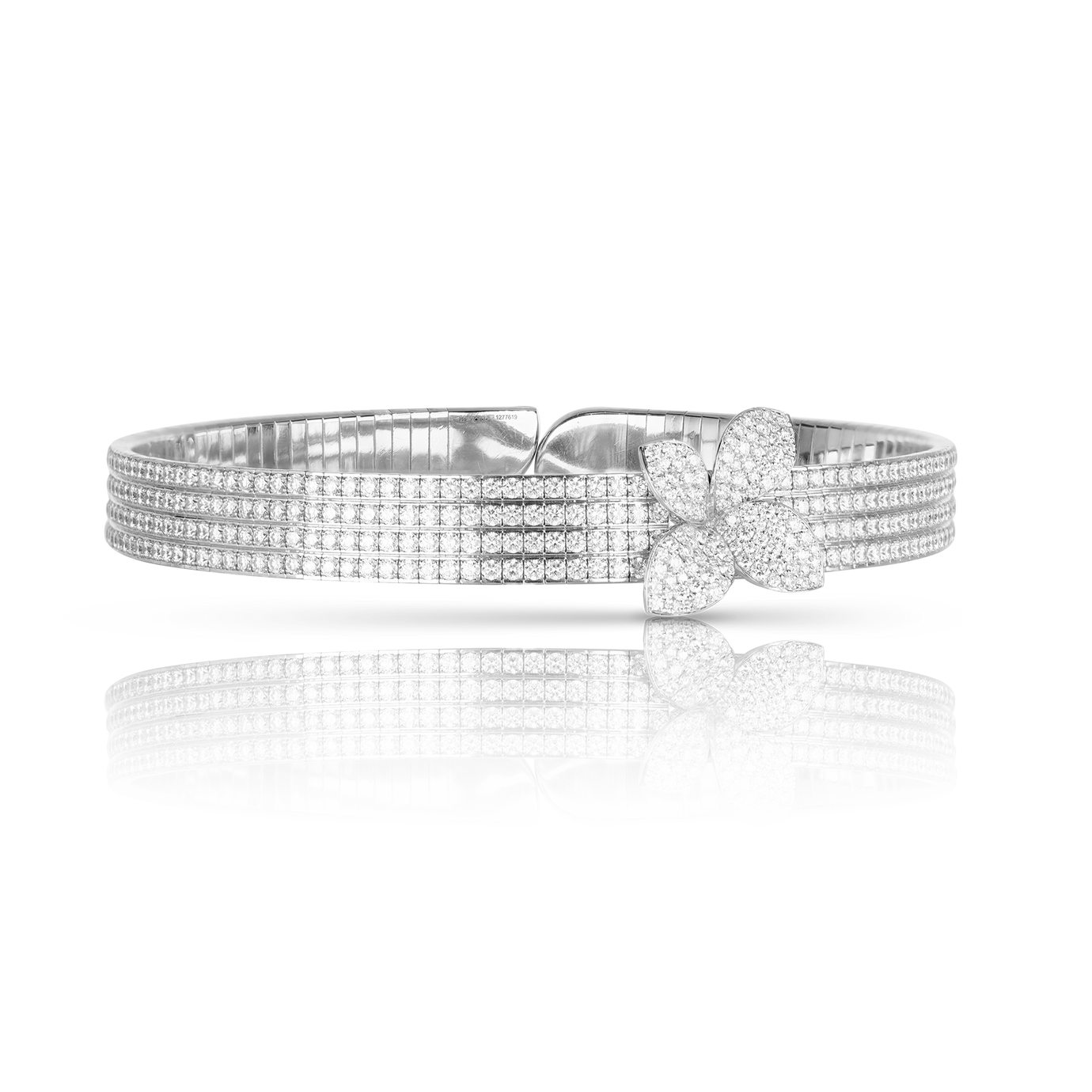 Choker in 18k White Gold with White Diamonds.