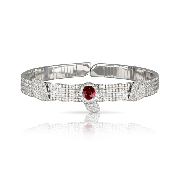 Choker Combination in 18k White Gold with oval Ruby 7x9mm, White Diamonds and Ruby drop pendant 6x11mm.