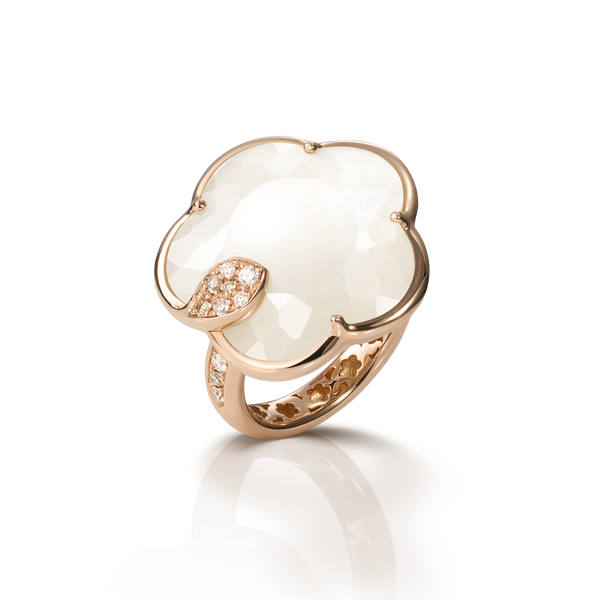 Ring in 18k Rose Gold with Pearl of The Moon Gem and Diamonds.