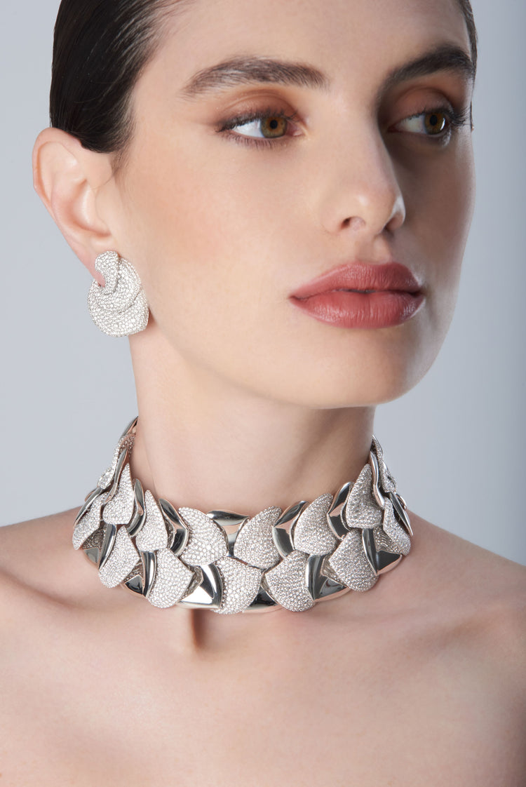 Earrings and collier in 18k White Gold with White Diamonds