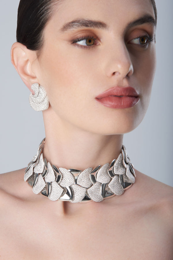Earrings and collier in 18k White Gold with White Diamonds