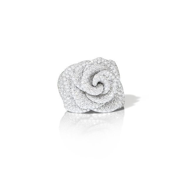 Ring in 18k White Gold with White Diamonds and Rubies.