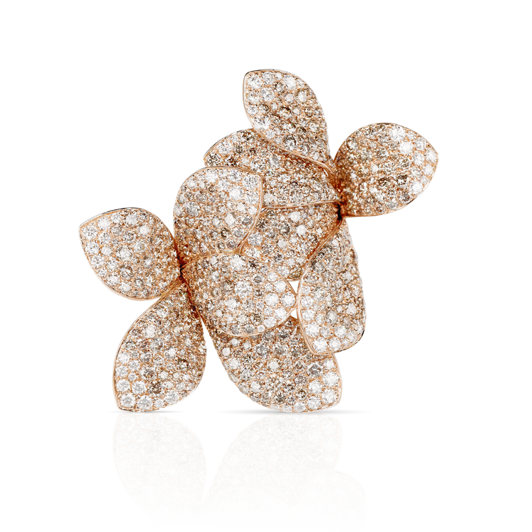 Ring in 18k Rose Gold with diamonds.