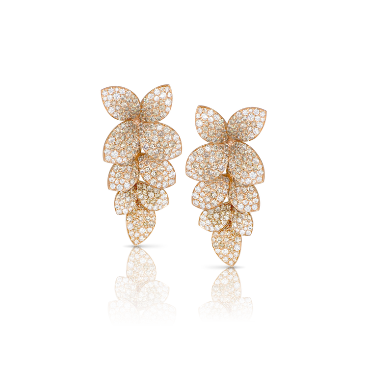 Dangle earrings in 18k Rose Gold with diamonds.
