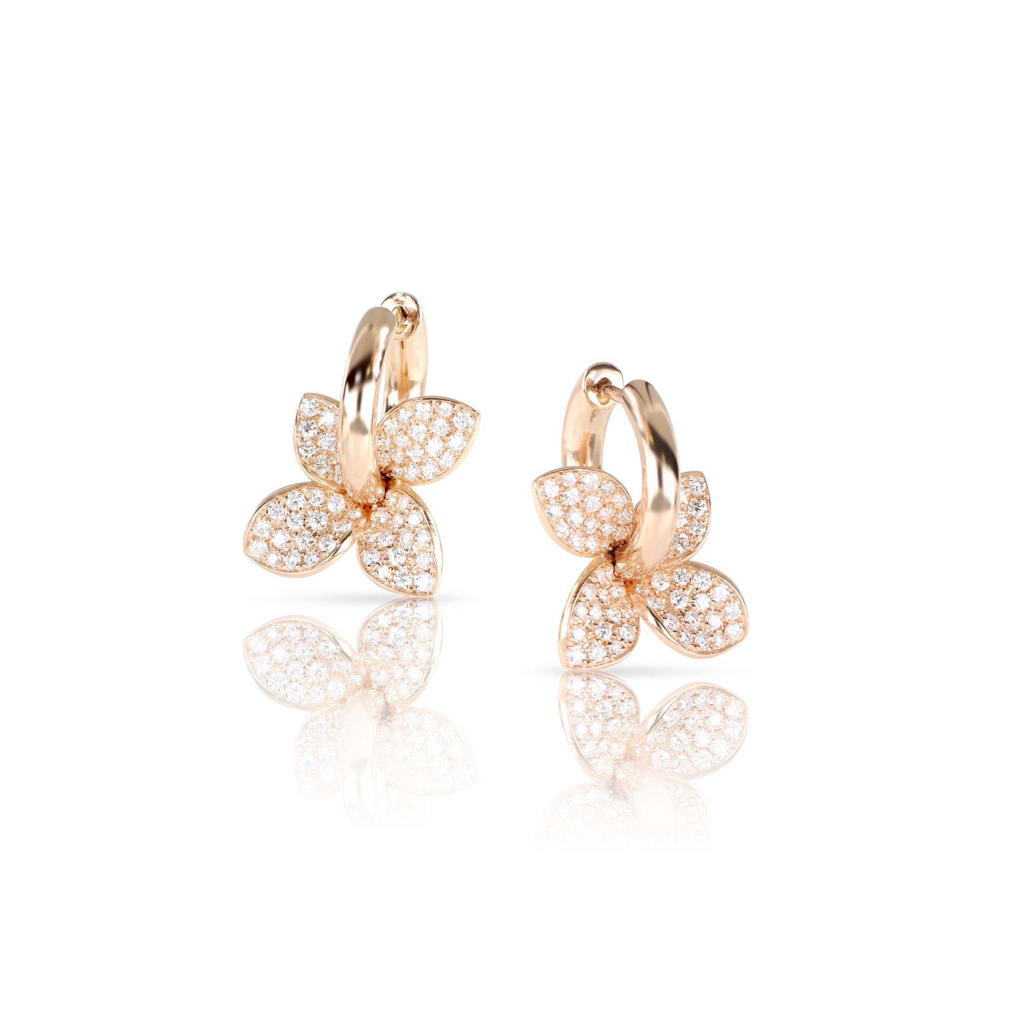 Earrings in 18k Rose Gold with Diamonds.
