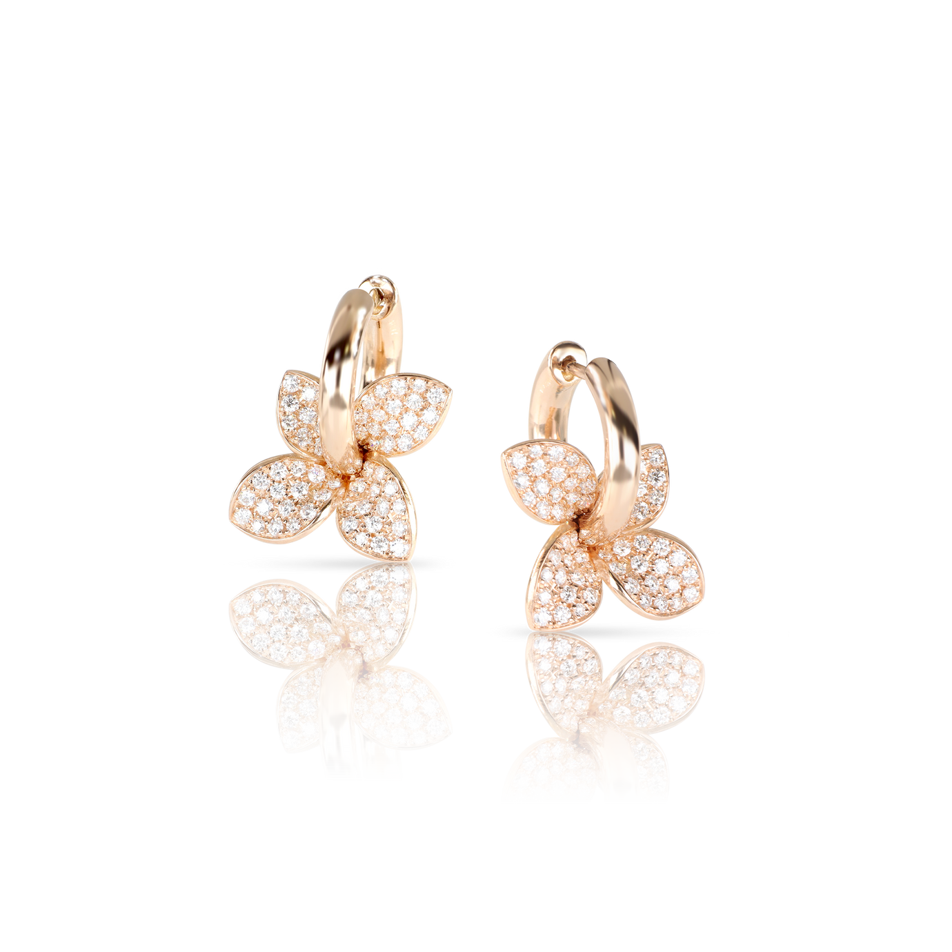Earrings in 18k Rose Gold with Diamonds.
