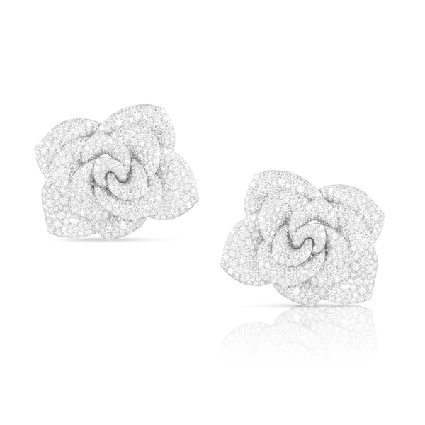 Earrings in 18k White Gold with White Diamonds.