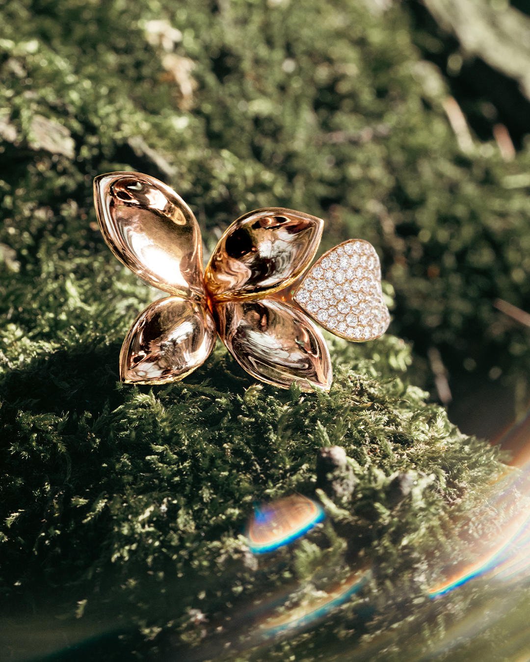 Giardini Segreti ring in 18k Rose gold with diamonds