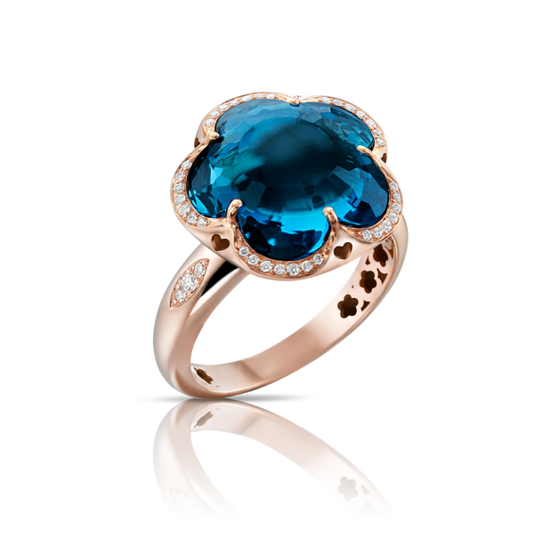 Ring in 18k Rose Gold with London Blue Topaz and Diamonds.