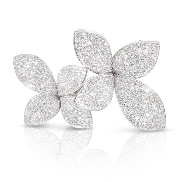 Double Flower Ring in 18k White Gold with Diamonds.