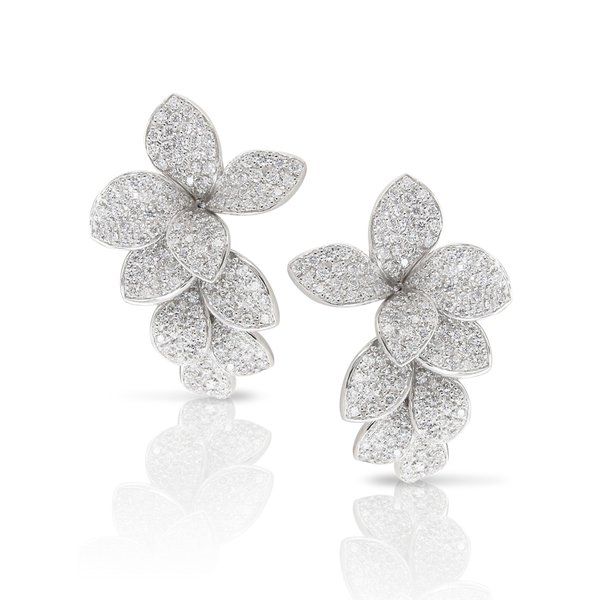 Earrings in 18k White Gold with Diamonds.