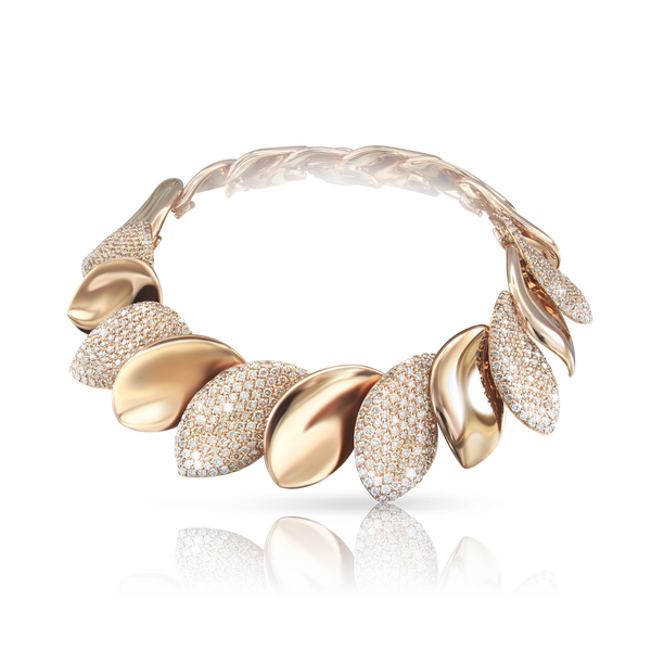 Bracelet in 18k Rose Gold with White and Champagne Diamonds.