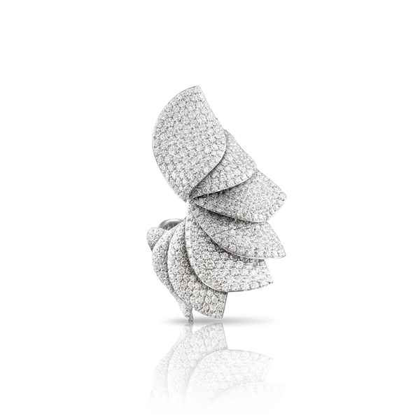 Ring in 18k White Gold with Diamonds.