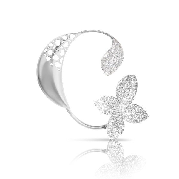 Ear Cuff in 18k White Gold with White Diamonds.